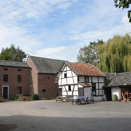Spacious House In A Farm Located In The Bucolic Teuven Exterior photo