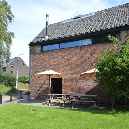 Spacious House In A Farm Located In The Bucolic Teuven Exterior photo